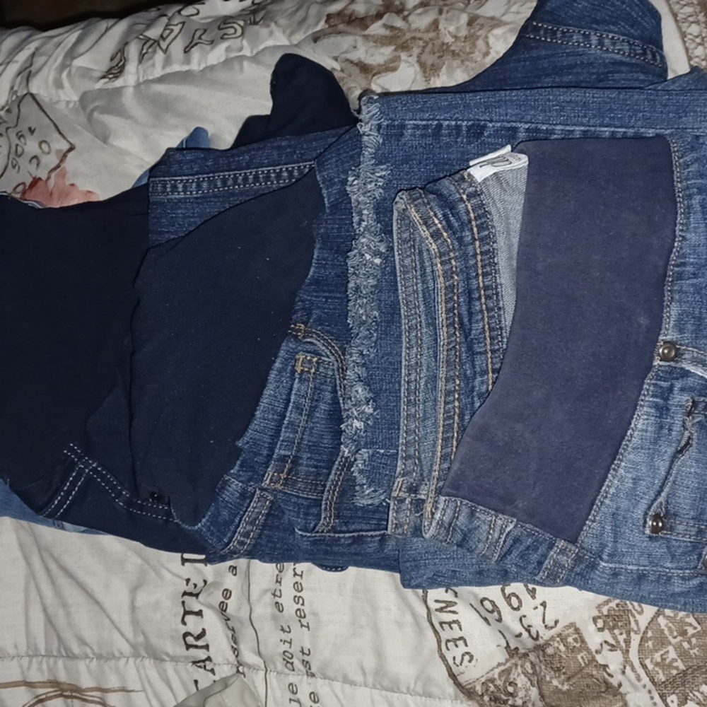 4 pair of maternity jeans 3 med 1 large